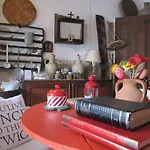 אורחן Stratos Artdeco House קאלאבסוס