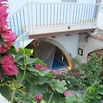 Stratos Artdeco House אורחן