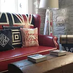 Stratos Artdeco House Gasthof 4*