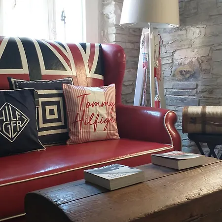 Stratos Artdeco House بيت ريفي 4*