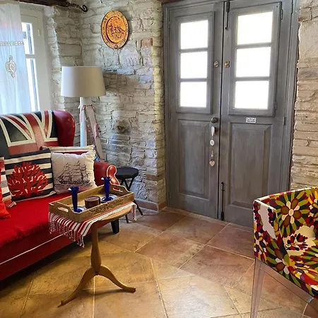 Stratos Artdeco House كالافاسوس