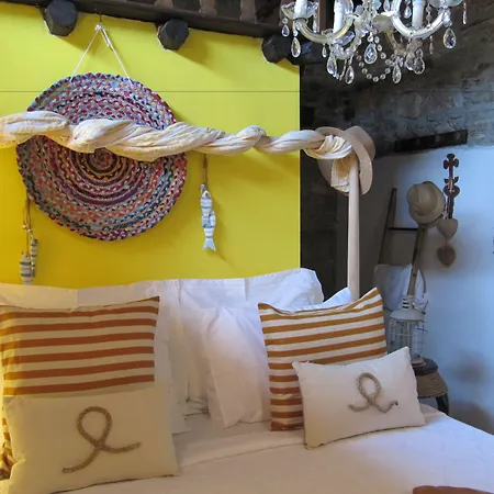 بيت ريفي Stratos Artdeco House