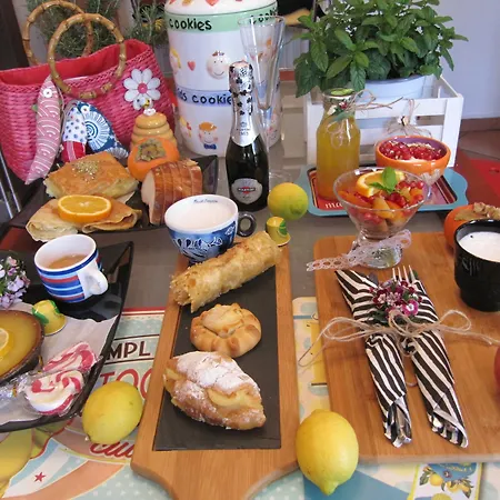 Stratos Artdeco House 4*