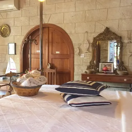 بيت ريفي Stratos Artdeco House