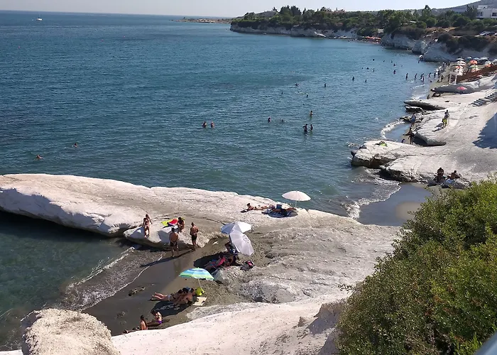 Zajazd Stratos Artdeco House