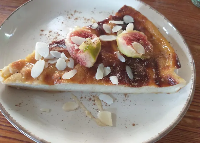 Stratos Artdeco House